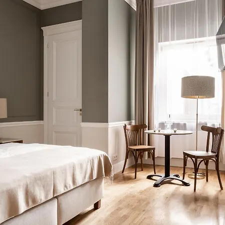 Avanti Palazzo מלון דירות