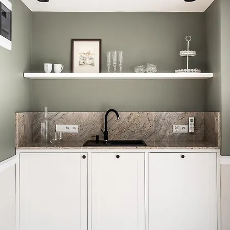 Avanti Palazzo מלון דירות קרקוב