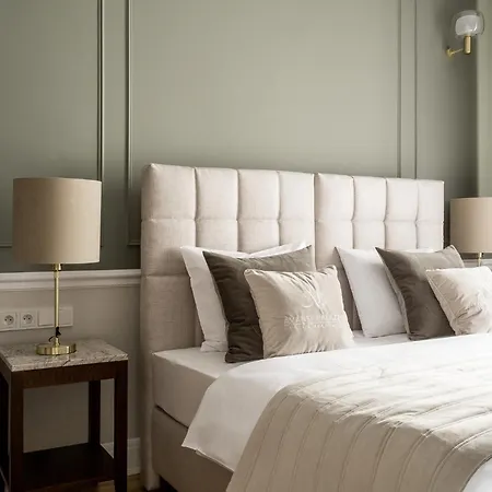 Avanti Palazzo מלון דירות קרקוב