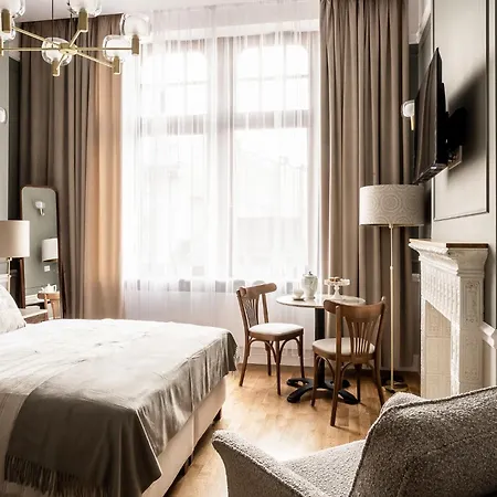 Avanti Palazzo Ξενοδοχείο με διαμερίσματα Krasków