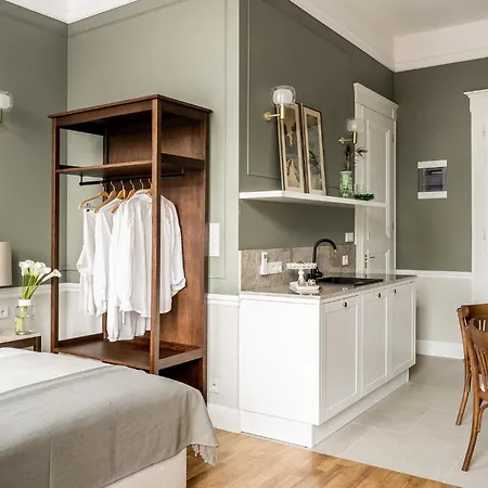 Ξενοδοχείο με διαμερίσματα Avanti Palazzo