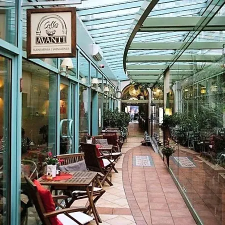 Avanti Palazzo