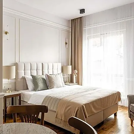 Avanti Palazzo 4*