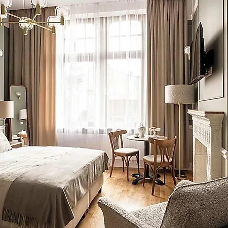 Avanti Palazzo Lejlighedshotel 4*
